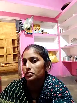 Snapshot of Pooja_shre chatting on 4, 11, 2025 Pooja shre online show from 4, 11, 2025