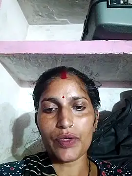 Snapshot of Pooja_shre chatting on 9, 11, 2025 Pooja shre online show from 9, 11, 2025