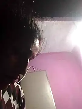 Snapshot of Pooja_shre chatting on 18, 11, 2025 Pooja shre online show from 18, 11, 2025