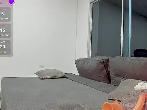 Snapshot of ZafiLov chatting on 5, 11, 2025 ZafiLov online show from 5, 11, 2025