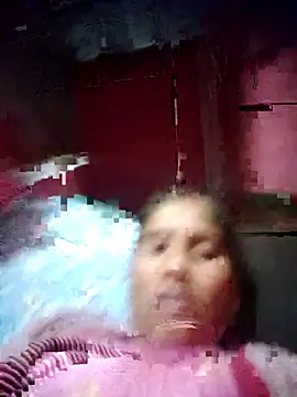 Snapshot of OliveGreen22 chatting on 7, 11, 2025 OliveGreen22 online show from 7, 11, 2025