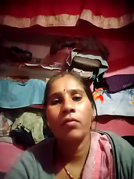 Snapshot of OliveGreen22 chatting on 18, 11, 2025 OliveGreen22 online show from 18, 11, 2025