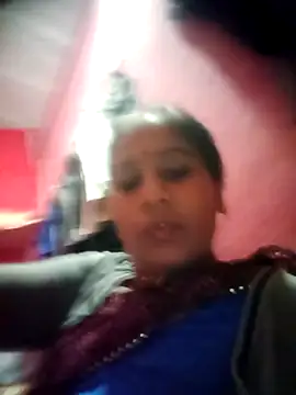 Snapshot of OliveGreen22 chatting on 21, 11, 2025 OliveGreen22 online show from 21, 11, 2025