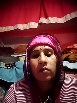 Snapshot of OliveGreen22 chatting on 22, 12, 2025 OliveGreen22 online show from 22, 12, 2025