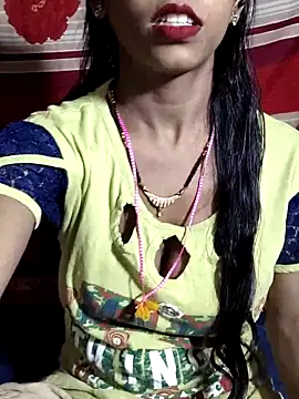 Snapshot of Itz_Aisha__ chatting on 29, 10, 2025 Itz Aisha online show from 29, 10, 2025