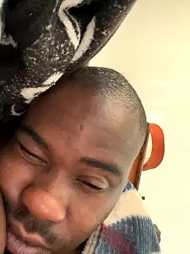 Snapshot of solodrive chatting on 13, 11, 2025 solodrive online show from 13, 11, 2025