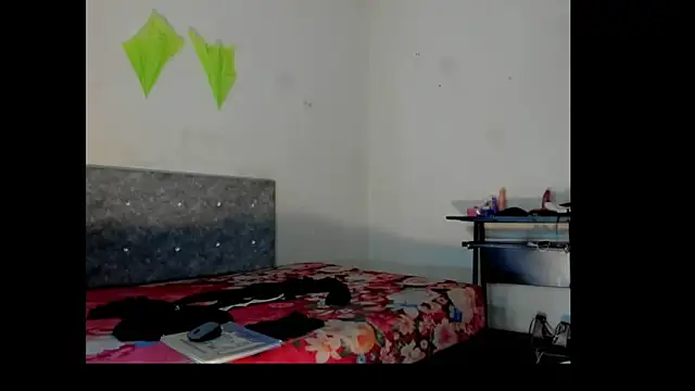 Snapshot of bad_girl_xxx chatting on 20, 12, 2025 bad girl xxx online show from 20, 12, 2025