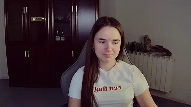 Snapshot of May_Bloom chatting on 20, 11, 2025 May Bloom online show from 20, 11, 2025