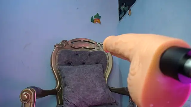 lazzy6565 online show from 16, 3, 2026