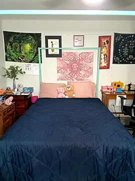 Snapshot of DaisyMynx chatting on 6, 11, 2025 DaisyMynx online show from 6, 11, 2025