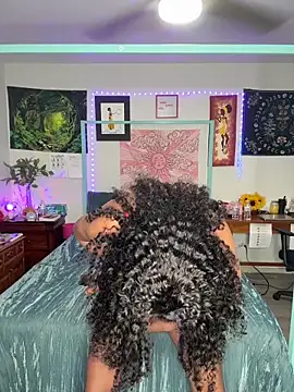 Snapshot of DaisyMynx chatting on 20, 11, 2025 DaisyMynx online show from 20, 11, 2025