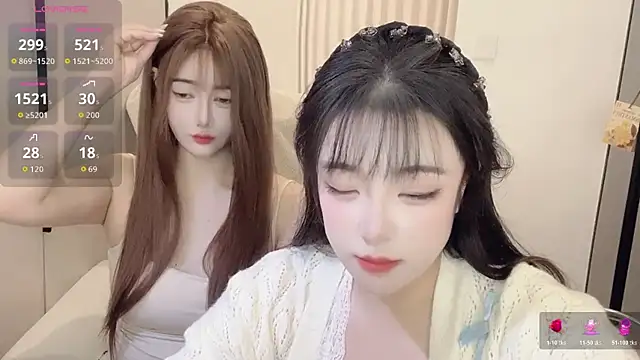 Snapshot of Kinadolly chatting on 27, 11, 2025 Kinadolly online show from 27, 11, 2025