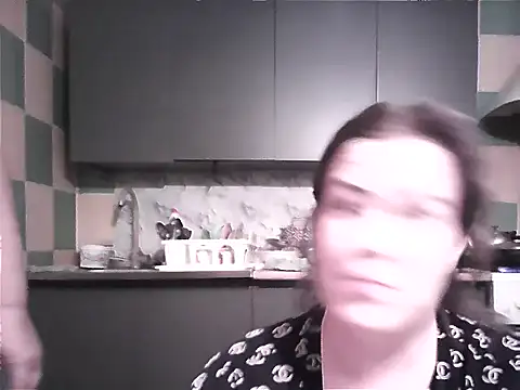 Snapshot of Laura_Sky_ chatting on 3, 11, 2025 Laura Sky online show from 3, 11, 2025