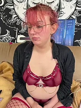 Snapshot of Onlymiasophie chatting on 18, 11, 2025 Onlymiasophie online show from 18, 11, 2025