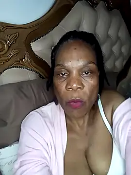 Snapshot of Hotcougar chatting on 28, 10, 2025 Hotcougar online show from 28, 10, 2025