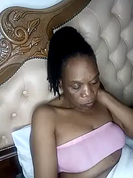 Snapshot of Hotcougar chatting on 9, 11, 2025 Hotcougar online show from 9, 11, 2025