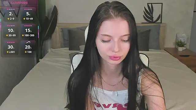 Snapshot of Eva_Mayers chatting on 28, 11, 2025 Eva Mayers online show from 28, 11, 2025