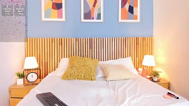 Snapshot of AuroraPinkk chatting on 7, 1, 2026 AuroraPinkk online show from 7, 1, 2026