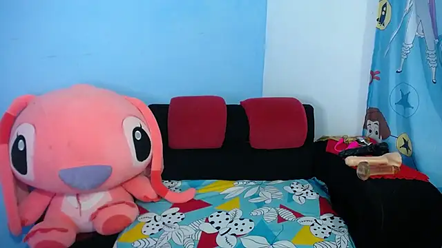 Snapshot of micaela_naugthy chatting on 14, 12, 2025 micaela naugthy online show from 14, 12, 2025