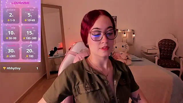 Amaraa couper1 online show from 4, 12, 2025