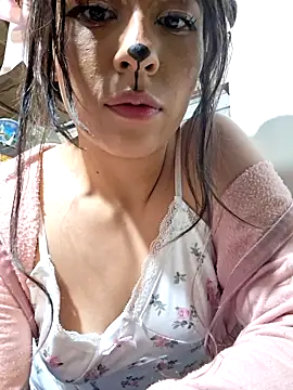 Snapshot of chloebrownn03 chatting on 25, 10, 2025 chloebrownn03 online show from 25, 10, 2025