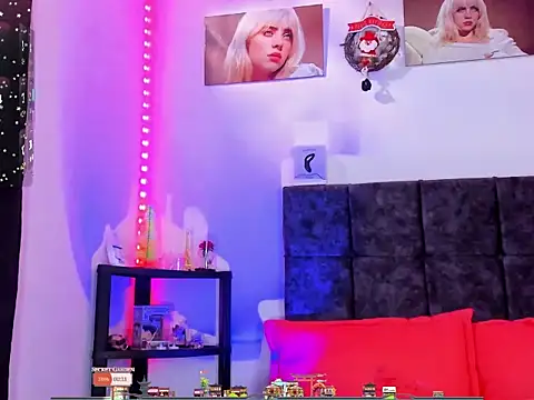 Snapshot of Theo_Noxxx chatting on 15, 12, 2025 Theo Noxxx online show from 15, 12, 2025