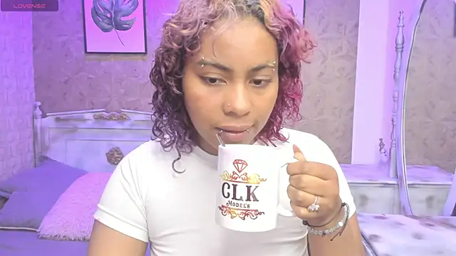 Snapshot of Sofia_clk chatting on 18, 6, 2026 Sofia clk online show from 18, 6, 2026