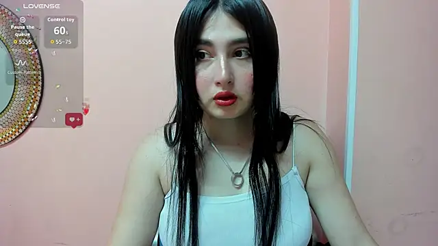 Snapshot of Sweet_sumisive chatting on 18, 11, 2025 Sweet sumisive online show from 18, 11, 2025