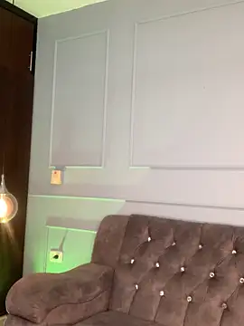 Snapshot of Orianabluee_ chatting on 2, 11, 2025 Orianabluee online show from 2, 11, 2025