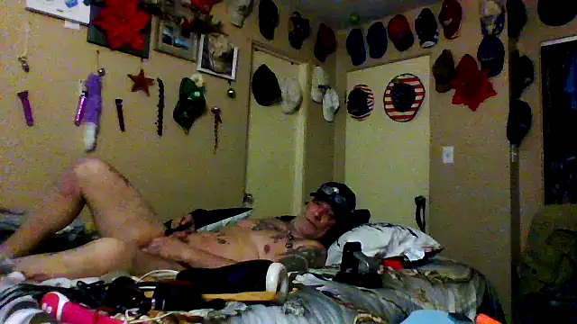 Snapshot of bigdaddyrooster chatting on 6, 1, 2026 bigdaddyrooster online show from 6, 1, 2026