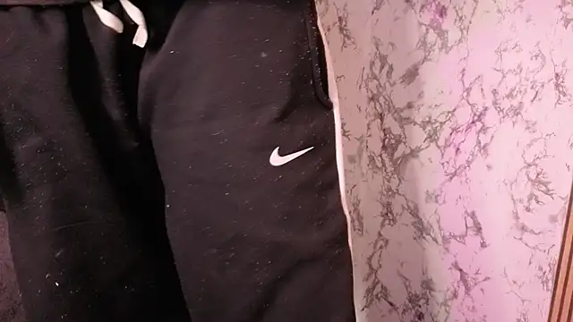 sweetcherryyy  online show from 3, 12, 2025