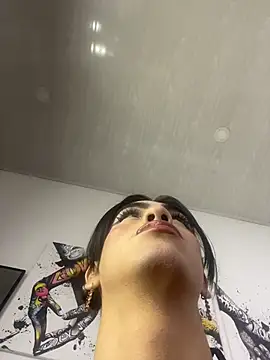 Snapshot of Agattha22 chatting on 31, 10, 2025 Agattha22 online show from 31, 10, 2025