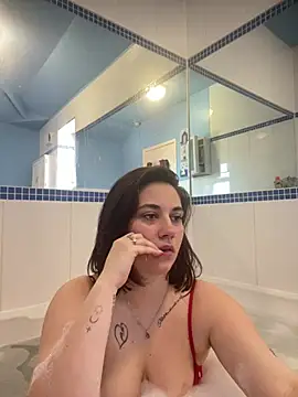 Snapshot of YourFrenchFeliciexo chatting on 24, 5, 2026 YourFrenchFeliciexo online show from 24, 5, 2026