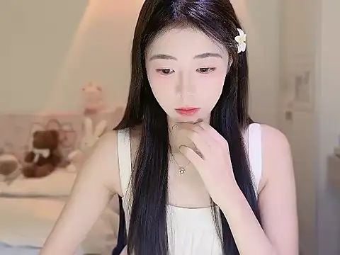 Snapshot of Onecutelittle chatting on 24, 10, 2025 Onecutelittle online show from 24, 10, 2025