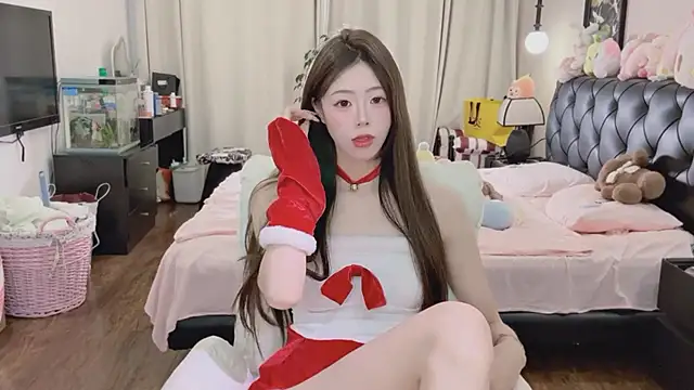 Onecutelittle online show from 13, 6, 2026