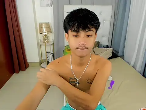 Snapshot of hardcocktwink chatting on 12, 11, 2025 hardcocktwink online show from 12, 11, 2025