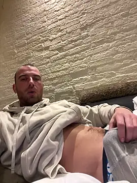 Rotteei1 online show from 16, 12, 2025