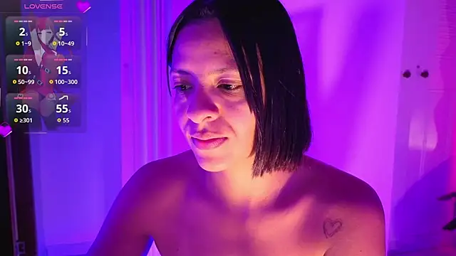 Aria Russo online show from 12, 4, 2026