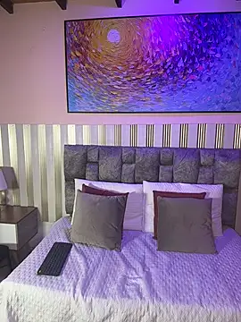 Arya Ali  online show from 24, 10, 2025