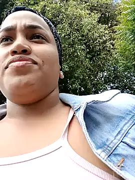 NahomiWalker  online show from 31, 1, 2026