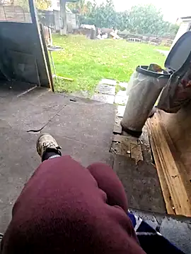 Snapshot of bbyxklaus chatting on 29, 10, 2025 bbyxklaus online show from 29, 10, 2025