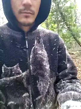 Snapshot of bbyxklaus chatting on 8, 11, 2025 bbyxklaus online show from 8, 11, 2025