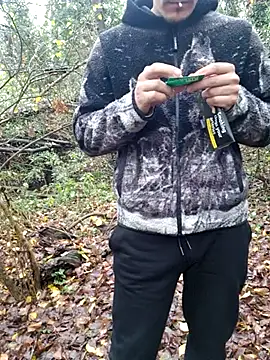 Snapshot of bbyxklaus chatting on 15, 11, 2025 bbyxklaus online show from 15, 11, 2025