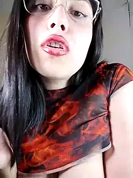 Chinitaaa28 online show from 30, 10, 2025