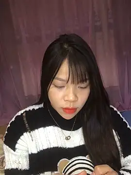 Snapshot of Duck_dona chatting on 18, 11, 2025 Duck dona online show from 18, 11, 2025