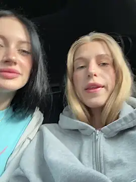 kira mia online show from 27, 6, 2026