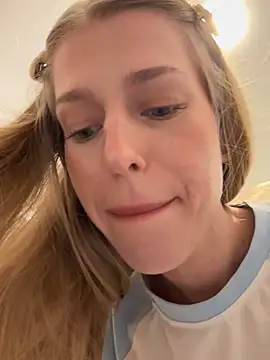 kira mia online show from 9, 7, 2026