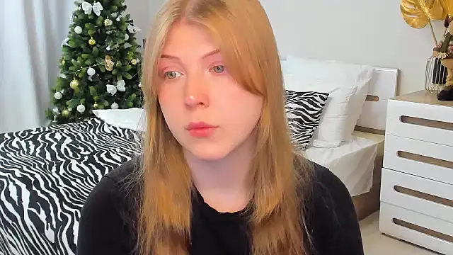 Snapshot of Stella_Light chatting on 18, 12, 2025 Stella Light online show from 18, 12, 2025