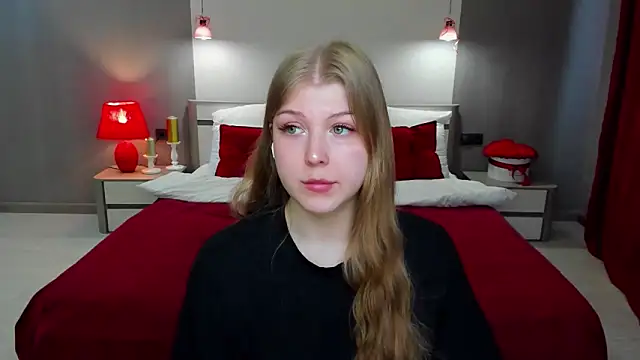 Snapshot of Stella_Light chatting on 21, 4, 2026 Stella Light online show from 21, 4, 2026