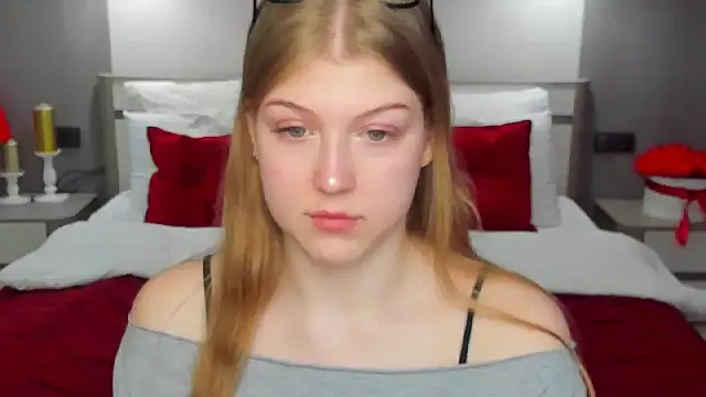 Snapshot of Stella_Light chatting on 19, 5, 2026 Stella Light online show from 19, 5, 2026